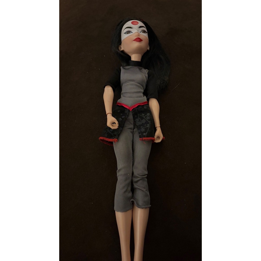 DC Super Hero Girls Katana Action Doll 12‎ Inch Mattel Black Grey Red Outfit